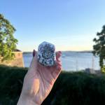 Czy do Anglii? czy do Norwegii? - kamyczki podróżują