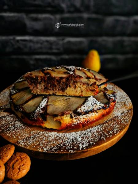 Torta di Pere e Amaretti z efektem kakaowego marmurka