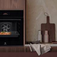 Zawsze idealnie wypieczone dania? Postaw na piekarnik parowy Electrolux.