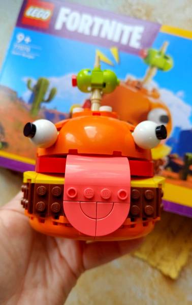 LEGO Fortnite Durrr Burgerownia – recenzja