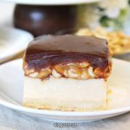 Sernik Snickers (prosty i pyszny)