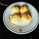 Pieczone knedle ze śliwkami