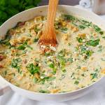 Kurczak w sosie gorgonzola z parmezanem i szpinakiem