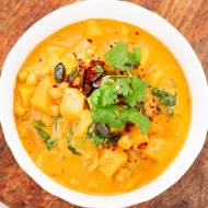 Curry z dynią i ciecierzycą
