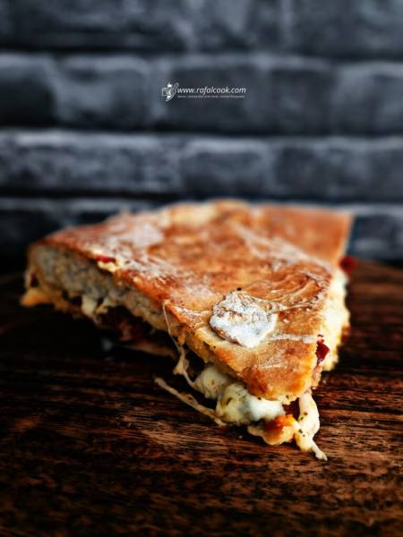 Calzone gigant – pizza calzone w wersji XXL