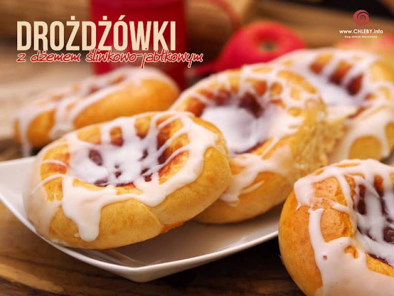 Drożdżówka z nadzieniem (drożdżówka z dżemem śliwkowo-jabłkowym)