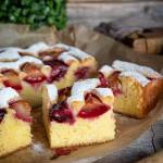 Ciasto jogurtowe ze śliwkami