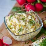 Pasta jajeczna z rzodkiewką