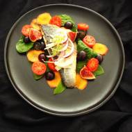 OKOŃ MORSKI Z OWOCAMI I WARZYWAMI