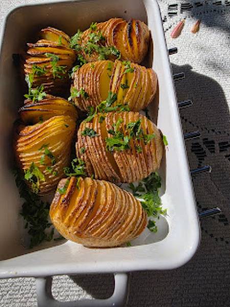 Ziemniaki Hasselback
