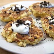 Placki na mące kokosowej i bambusowej z jabłkiem