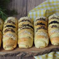 KRUCHO-DROŻDŻOWE ZAWIJASY Z KAPUSTĄ KISZONĄ I MIĘSEM MIELONYM