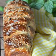 MIĘCIUTKA CHAŁKA DROŻDŻOWA. DWUKOLOROWA