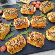 Halloumi zapiekany w cieście francuskim