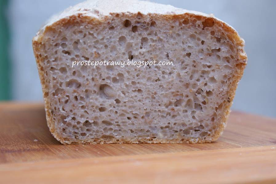 Chleb na zakwasie żytnim : pszenno-orkiszowy