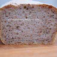 Chleb na zakwasie żytnim : pszenno-orkiszowy