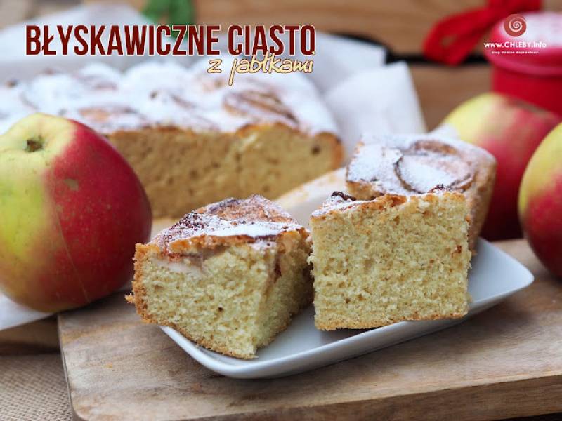 Błyskawiczne ciasto z jabłkami