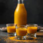 Shot z imbiru i kurkumy