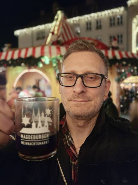 Weihnachtsmarkt - tradycyjny niemiecki jarmark świąteczny
