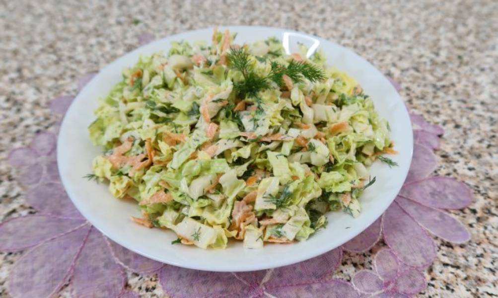Surówka z kapustą pekińską i koperkiem + film
