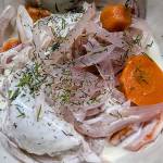 Śledzie po szwedzku w sosie jogurtowym