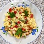 Makaron z wędzonym kurczakiem, cukinią i papryką + film