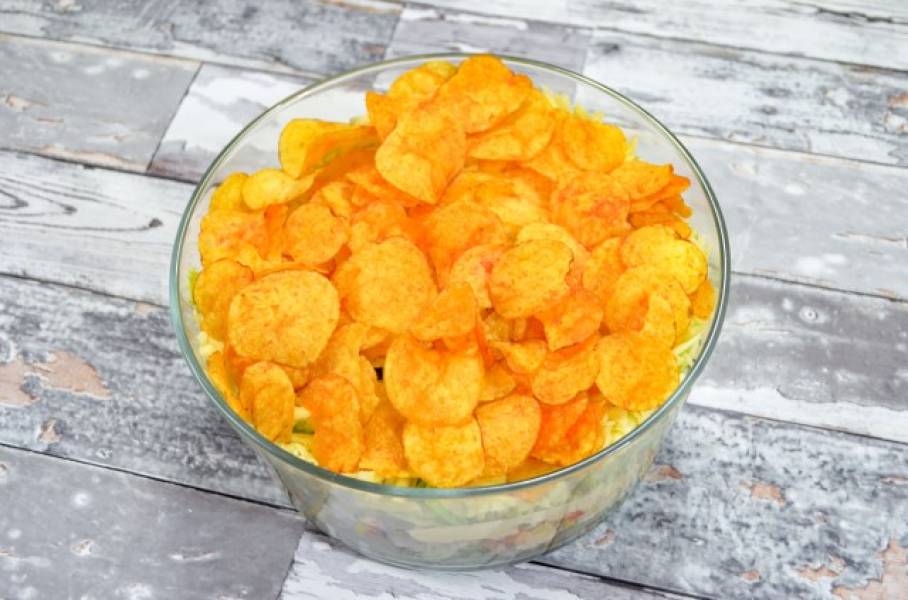 Sałatka warstwowa z chipsami + film