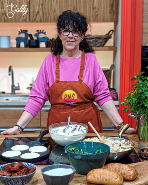 Gatita w kuchni Pytania ma Śniadanie