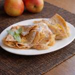 Naleśniki orkiszowe z jabłkami