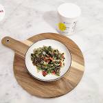 Żołądki z kurczaka, kiszona kapusta, pieczarki, papryka czerwona, szpinak, kapusta pekińska i miksem sałat z kolagenem