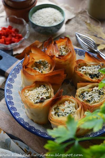 Roladki filo ze szpinakiem i ricottą