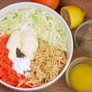 Surówka z kapusty pekińskiej – szybki i prosty przepis