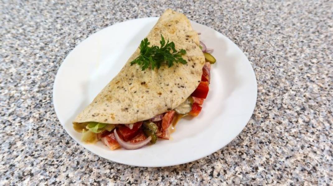 Tortilla z mięsem mielonym i warzywami + film