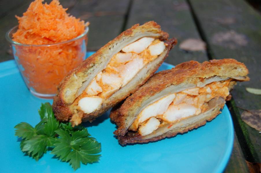 Boczniaki nadziewane kurczakiem