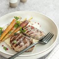 Polędwica z purée i marchewką