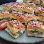 Kanapeczki z ciasta francuskiego