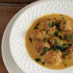 Klopsiki w sosie chrzanowym