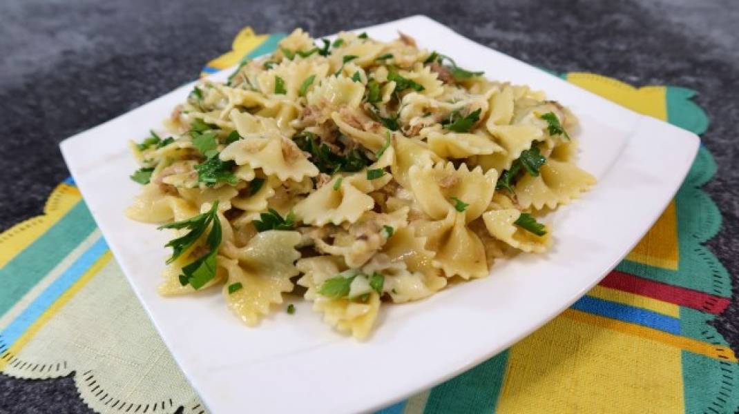 Makaron z tuńczykiem + film