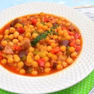 Gulasz z ciecierzycą + film