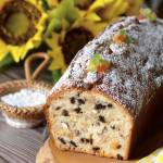 WILGOTNY KEKS Z BIAŁEK. MOCNO NADZIANY BAKALIAMI