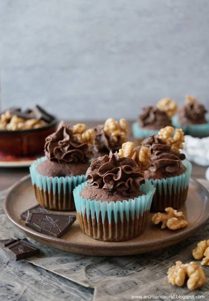 Babeczki z kremem czekoladowym