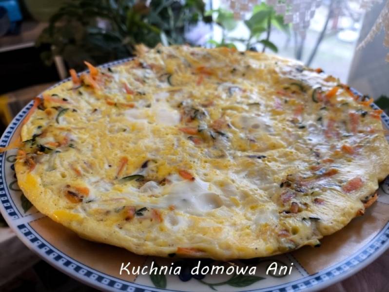 Omlet z cukinią i marchewką