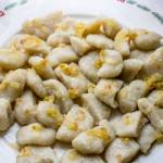 Szare Kluseczki Z Surowych I Gotowanych Ziemniaków