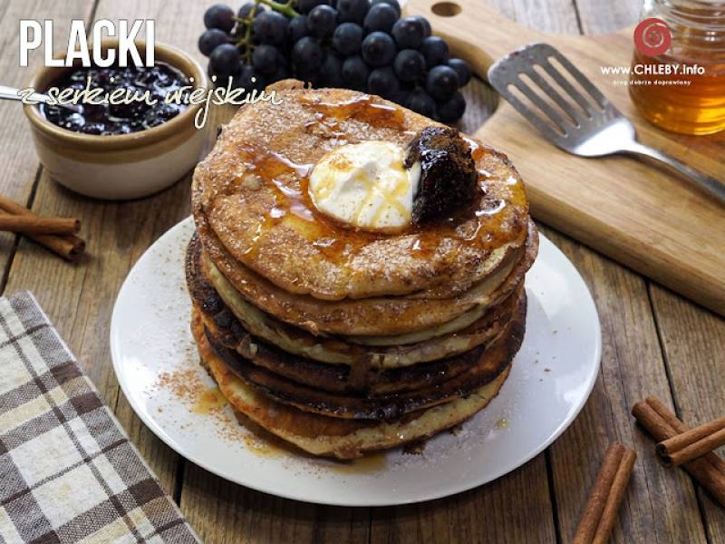 Placki z serkiem wiejskim (pancakes)