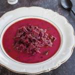 Zupa barszcz z kapustą pekińską