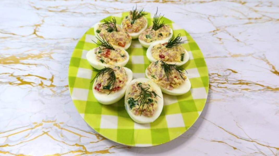 Jajka faszerowane szynką + film