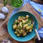 Przedwiosenne gnocchi z groszkiem i boczkiem