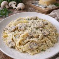 Tagliatelle z pieczarkami