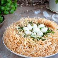 Sałatka „Wielkanocne Gniazdo”