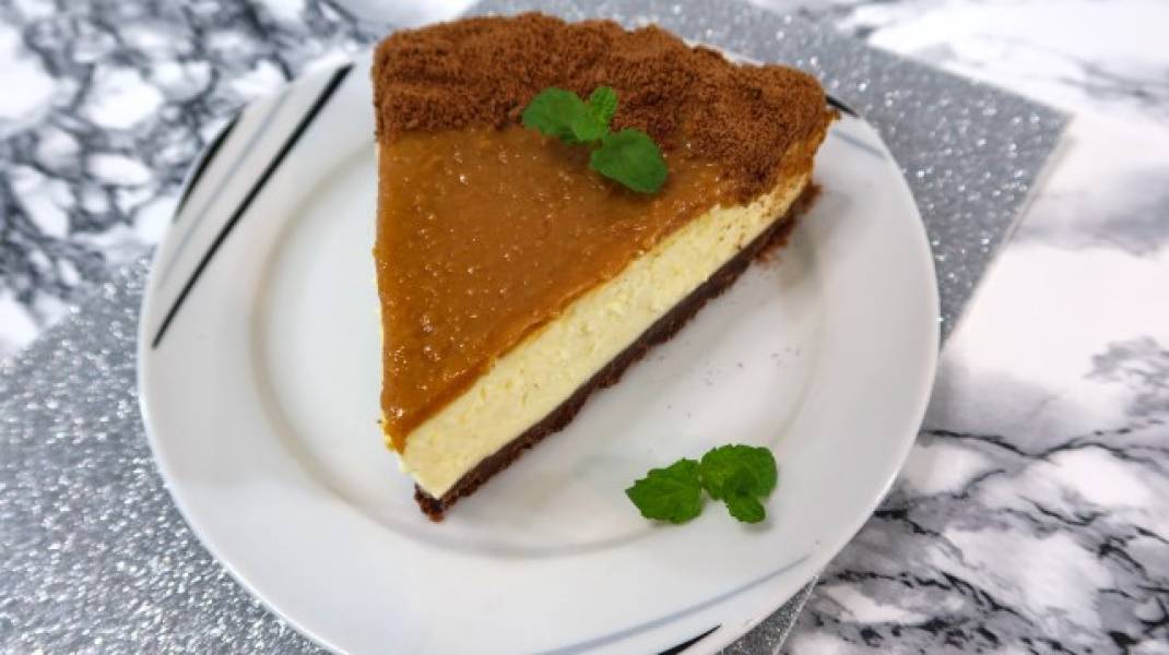 Sernik z kajmakiem i herbatnikami + film